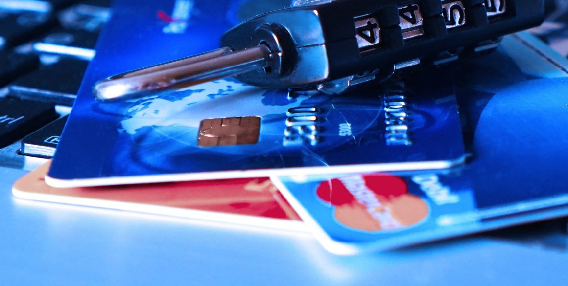 credit-card-1591492_1920-min